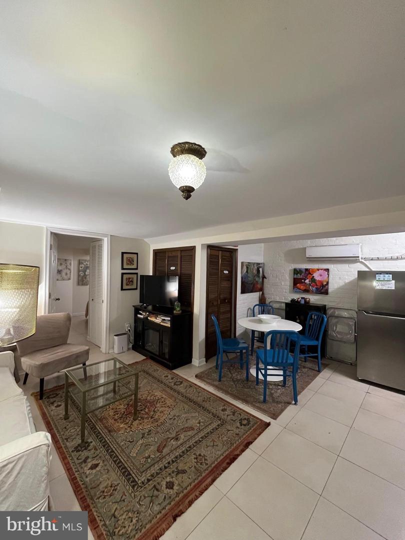 811 MASSACHUSETTS AVE NE, WASHINGTON, District Of Columbia 20002, 5 Bedrooms Bedrooms, ,4 BathroomsBathrooms,Residential,For sale,811 MASSACHUSETTS AVE NE,DCDC2226548 MLS # DCDC2226548 811 MASSACHUSETTS AVE NE, WASHINGTON, District Of Columbia 20002, 5 Bedrooms Bedrooms, ,4 BathroomsBathrooms,Residential,For sale,811 MASSACHUSETTS AVE NE,DCDC2226548 MLS # DCDC2226548