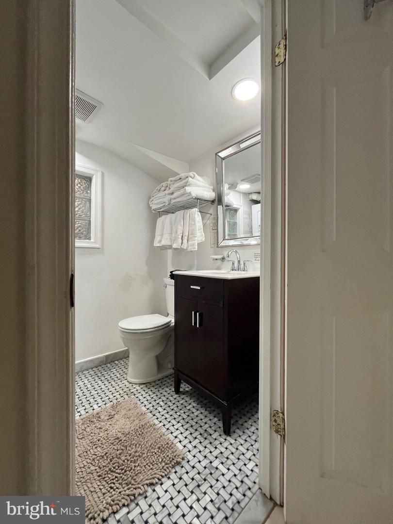 811 MASSACHUSETTS AVE NE, WASHINGTON, District Of Columbia 20002, 5 Bedrooms Bedrooms, ,4 BathroomsBathrooms,Residential,For sale,811 MASSACHUSETTS AVE NE,DCDC2226548 MLS # DCDC2226548 811 MASSACHUSETTS AVE NE, WASHINGTON, District Of Columbia 20002, 5 Bedrooms Bedrooms, ,4 BathroomsBathrooms,Residential,For sale,811 MASSACHUSETTS AVE NE,DCDC2226548 MLS # DCDC2226548