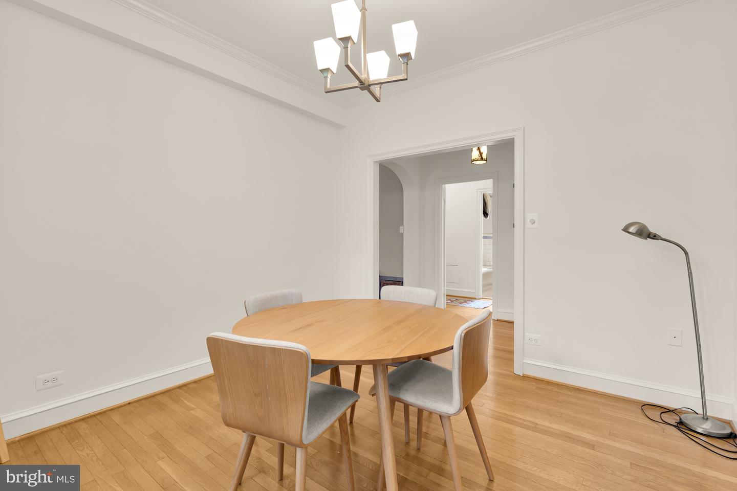 3041 SEDGWICK ST NW #402D, WASHINGTON, District Of Columbia 20008, 2 Bedrooms Bedrooms, ,2 BathroomsBathrooms,Residential,For sale,3041 SEDGWICK ST NW #402D,DCDC2226638 MLS # DCDC2226638