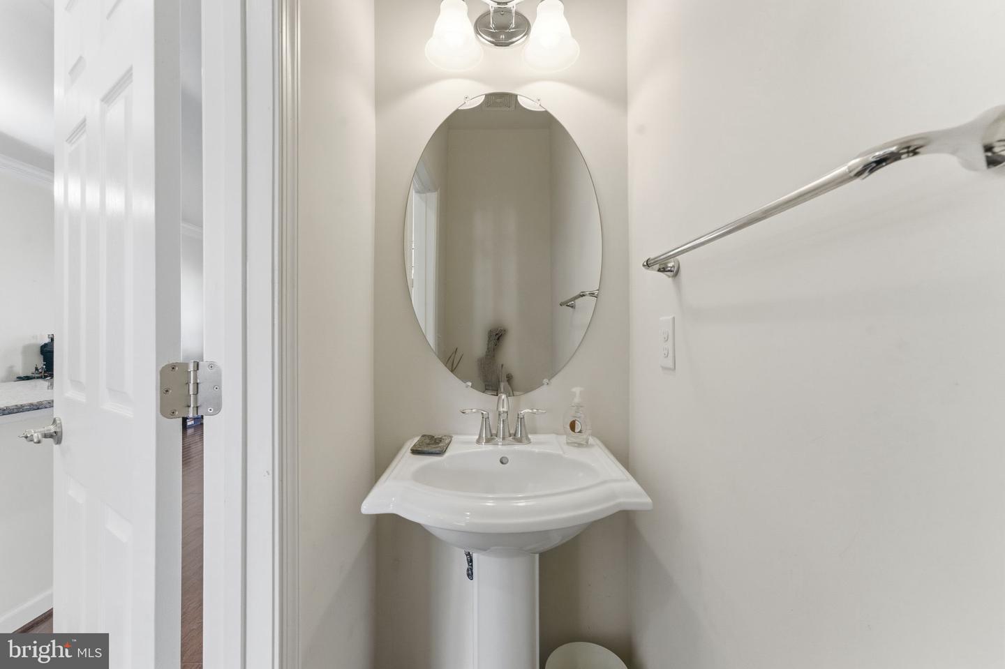 9006 PHITA LN, MANASSAS PARK, Virginia 20111, 4 Bedrooms Bedrooms, 8 Rooms Rooms,3 BathroomsBathrooms,Residential,For sale,9006 PHITA LN,VAMP2003390 MLS # VAMP2003390