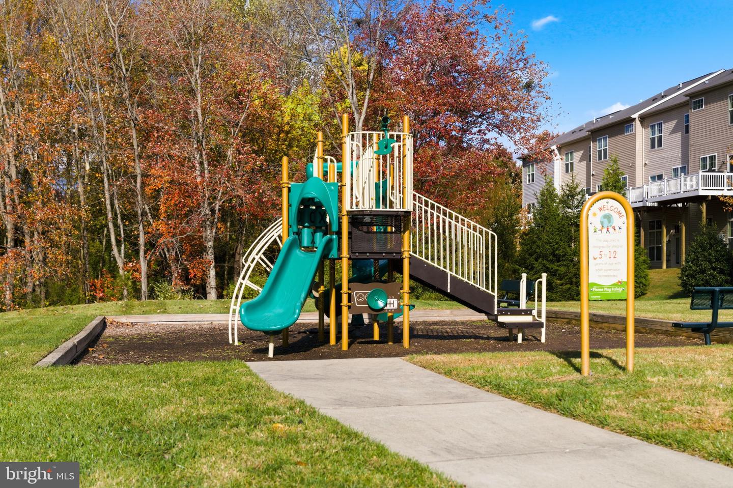 9006 PHITA LN, MANASSAS PARK, Virginia 20111, 4 Bedrooms Bedrooms, 8 Rooms Rooms,3 BathroomsBathrooms,Residential,For sale,9006 PHITA LN,VAMP2003390 MLS # VAMP2003390