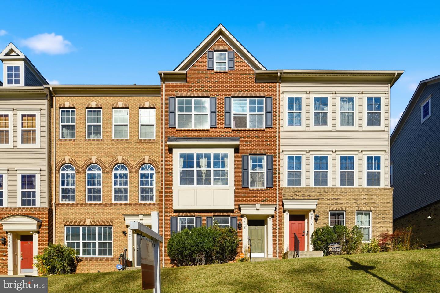 9006 PHITA LN, MANASSAS PARK, Virginia 20111, 4 Bedrooms Bedrooms, 8 Rooms Rooms,3 BathroomsBathrooms,Residential,For sale,9006 PHITA LN,VAMP2003390 MLS # VAMP2003390