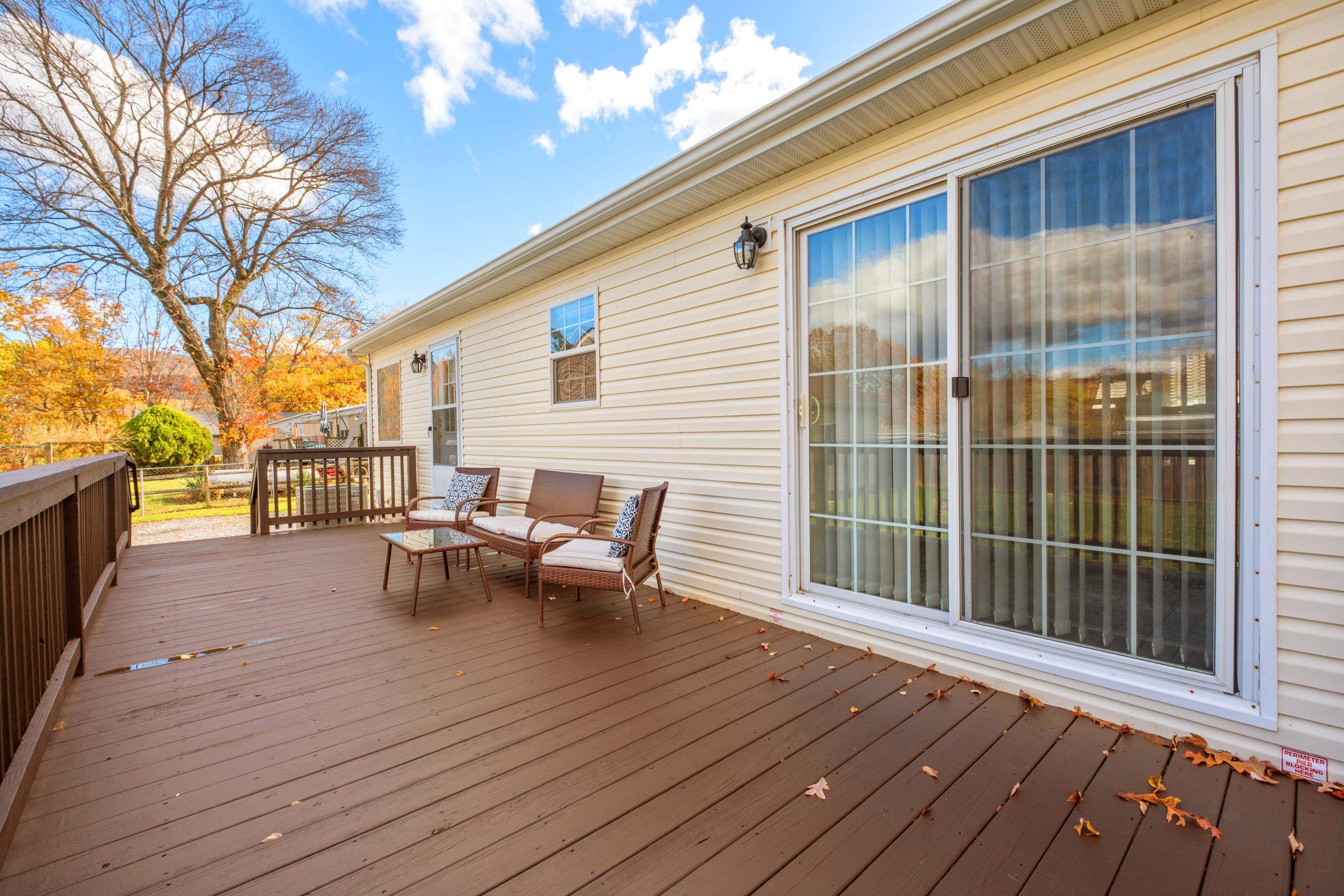 1715 3RD ST, WAYNESBORO, Virginia 22980, 4 Bedrooms Bedrooms, ,2 BathroomsBathrooms,Residential,Garage, Generator & Good Vibes,1715 3RD ST,670666 MLS # 670666 1715 3RD ST, WAYNESBORO, Virginia 22980, 4 Bedrooms Bedrooms, ,2 BathroomsBathrooms,Residential,Garage, Generator & Good Vibes,1715 3RD ST,670666 MLS # 670666