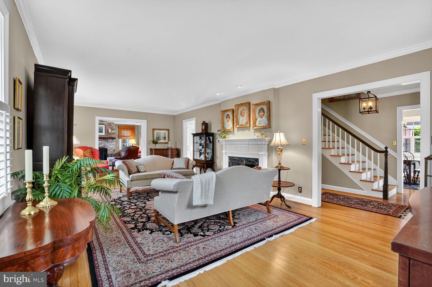 6039 EDGEWOOD TER, ALEXANDRIA, Virginia 22307, 3 Bedrooms Bedrooms, ,3 BathroomsBathrooms,Residential,For sale,6039 EDGEWOOD TER,VAFX2276228 MLS # VAFX2276228