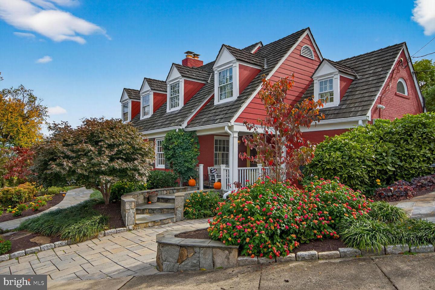 6039 EDGEWOOD TER, ALEXANDRIA, Virginia 22307, 3 Bedrooms Bedrooms, ,3 BathroomsBathrooms,Residential,For sale,6039 EDGEWOOD TER,VAFX2276228 MLS # VAFX2276228