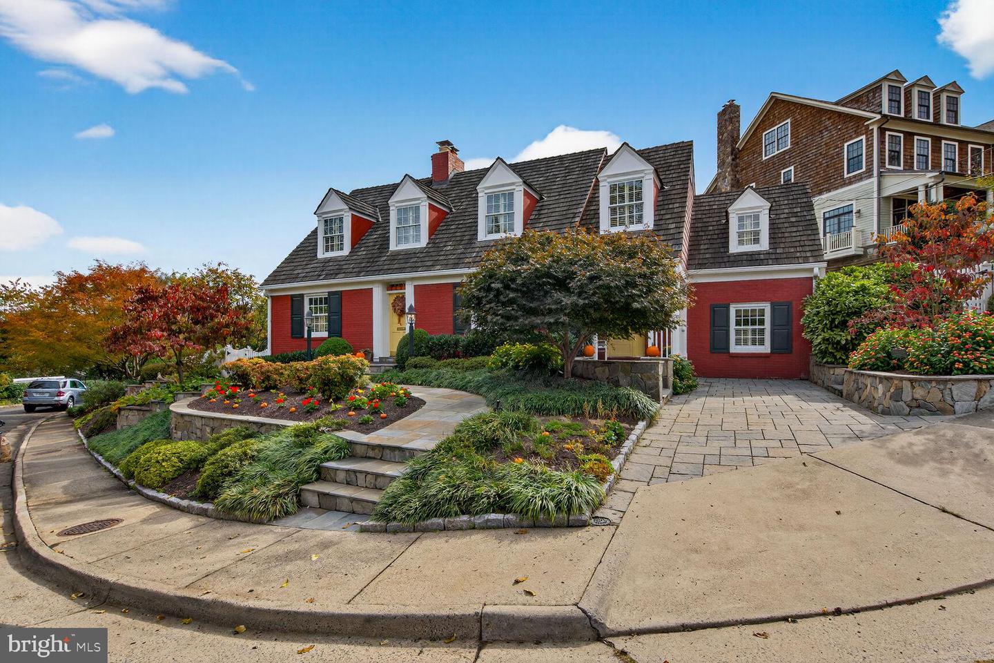 6039 EDGEWOOD TER, ALEXANDRIA, Virginia 22307, 3 Bedrooms Bedrooms, ,3 BathroomsBathrooms,Residential,For sale,6039 EDGEWOOD TER,VAFX2276228 MLS # VAFX2276228