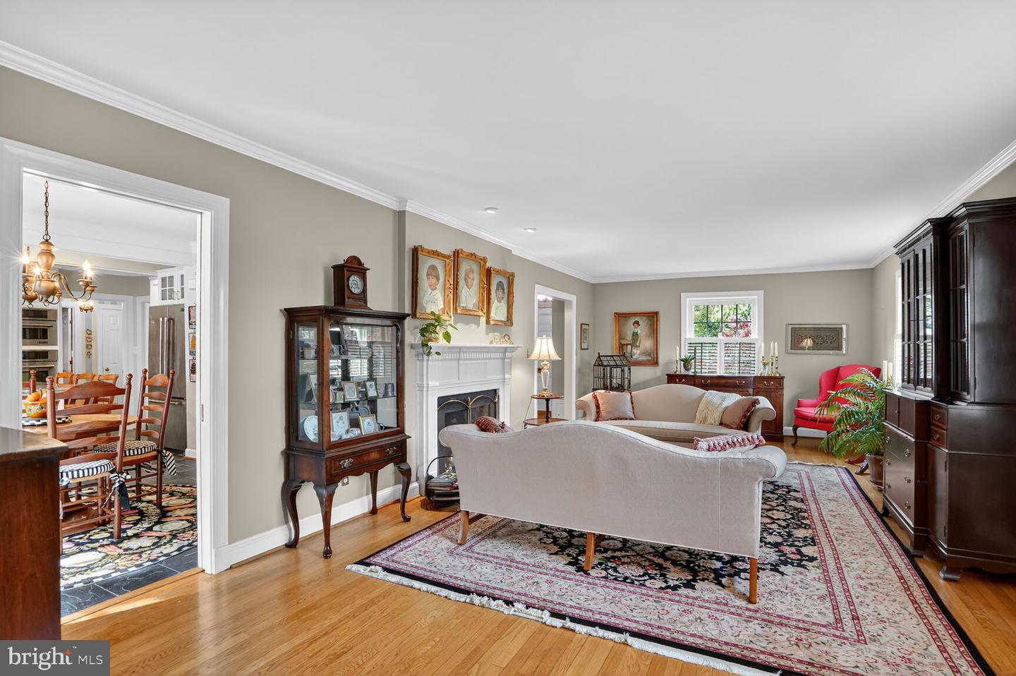 6039 EDGEWOOD TER, ALEXANDRIA, Virginia 22307, 3 Bedrooms Bedrooms, ,3 BathroomsBathrooms,Residential,For sale,6039 EDGEWOOD TER,VAFX2276228 MLS # VAFX2276228