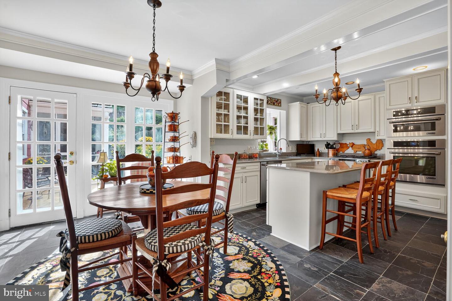 6039 EDGEWOOD TER, ALEXANDRIA, Virginia 22307, 3 Bedrooms Bedrooms, ,3 BathroomsBathrooms,Residential,For sale,6039 EDGEWOOD TER,VAFX2276228 MLS # VAFX2276228