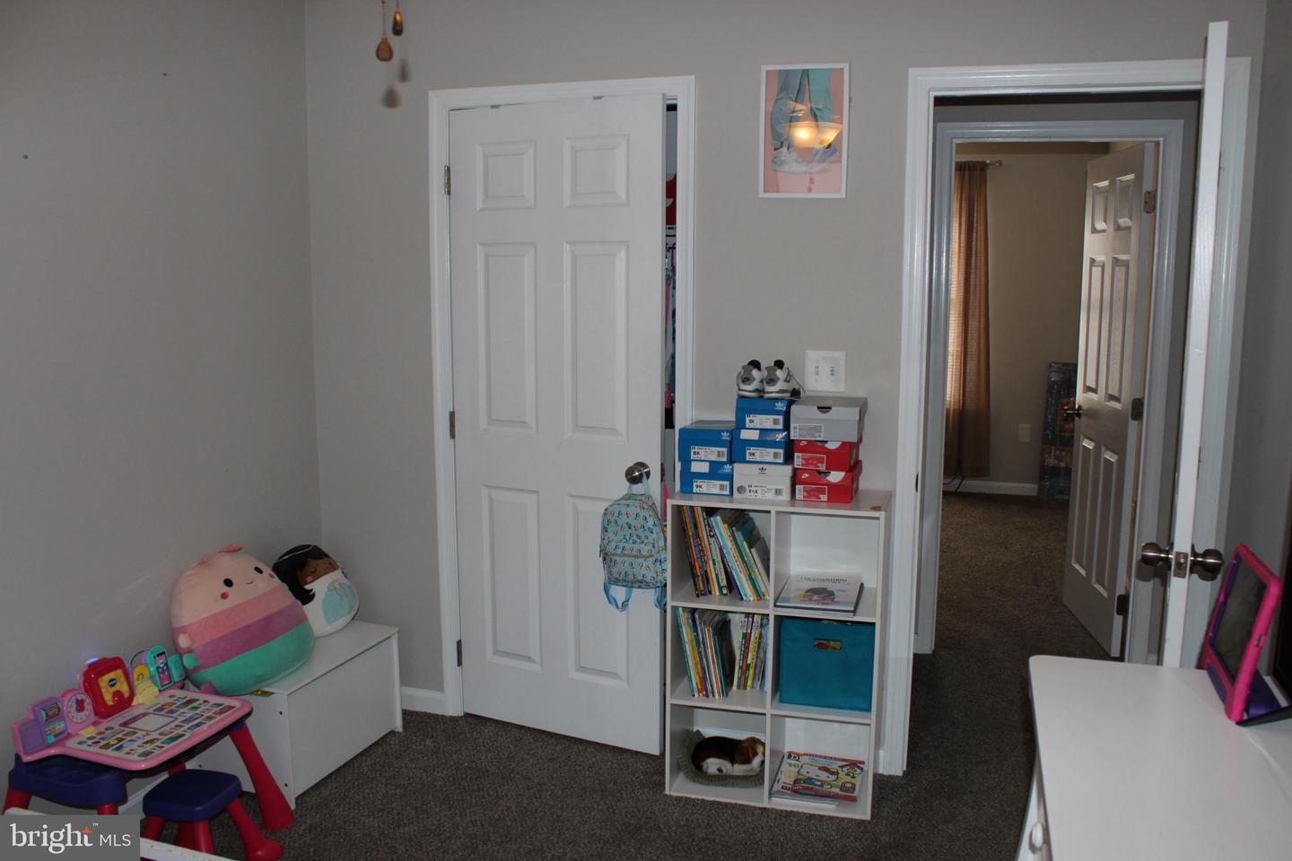 107 FANCY CT, STEPHENS CITY, Virginia 22655, 4 Bedrooms Bedrooms, 11 Rooms Rooms,2 BathroomsBathrooms,Residential,For sale,107 FANCY CT,VAFV2037700 MLS # VAFV2037700