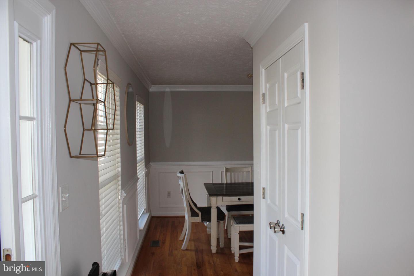 107 FANCY CT, STEPHENS CITY, Virginia 22655, 4 Bedrooms Bedrooms, 11 Rooms Rooms,2 BathroomsBathrooms,Residential,For sale,107 FANCY CT,VAFV2037700 MLS # VAFV2037700