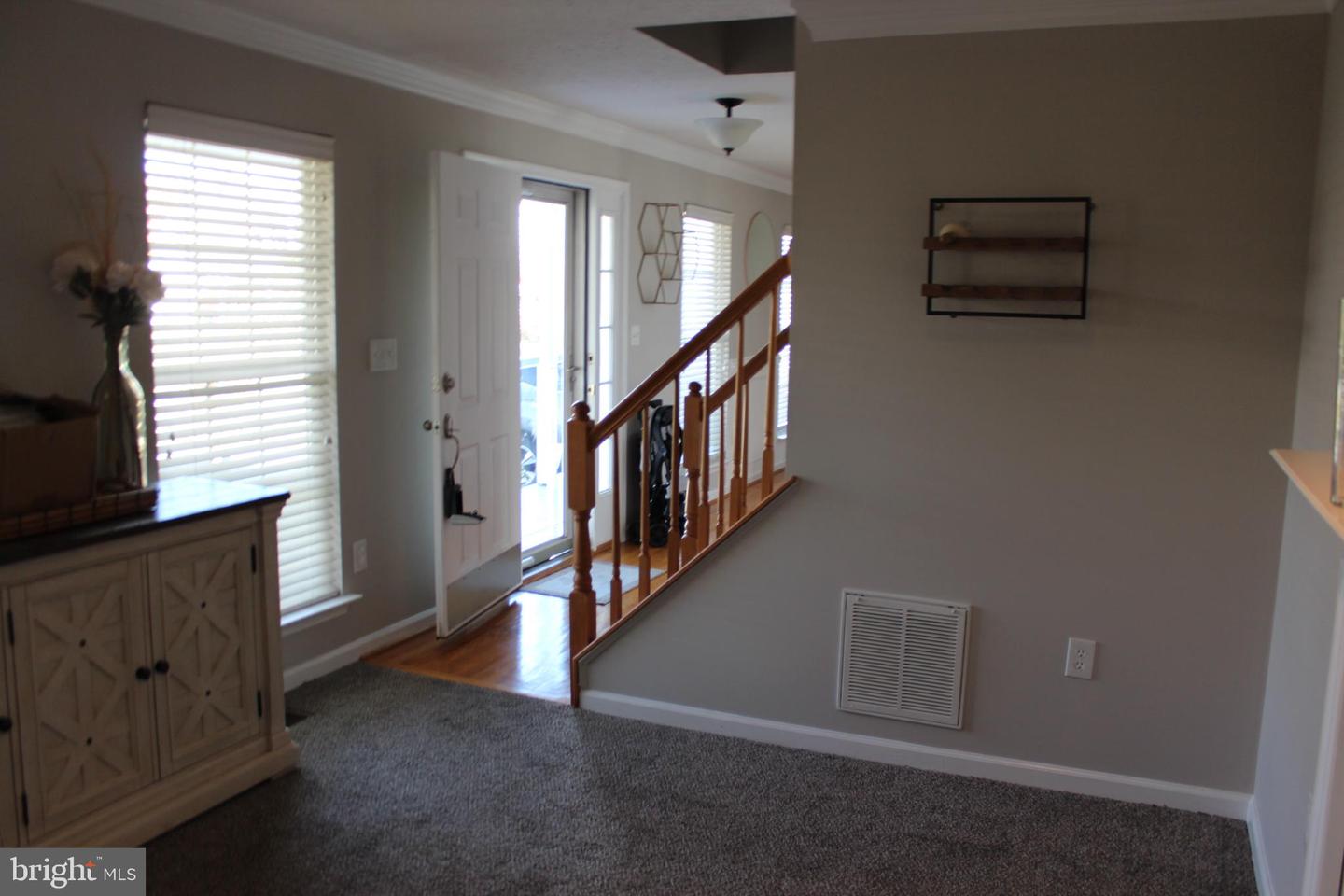 107 FANCY CT, STEPHENS CITY, Virginia 22655, 4 Bedrooms Bedrooms, 11 Rooms Rooms,2 BathroomsBathrooms,Residential,For sale,107 FANCY CT,VAFV2037700 MLS # VAFV2037700