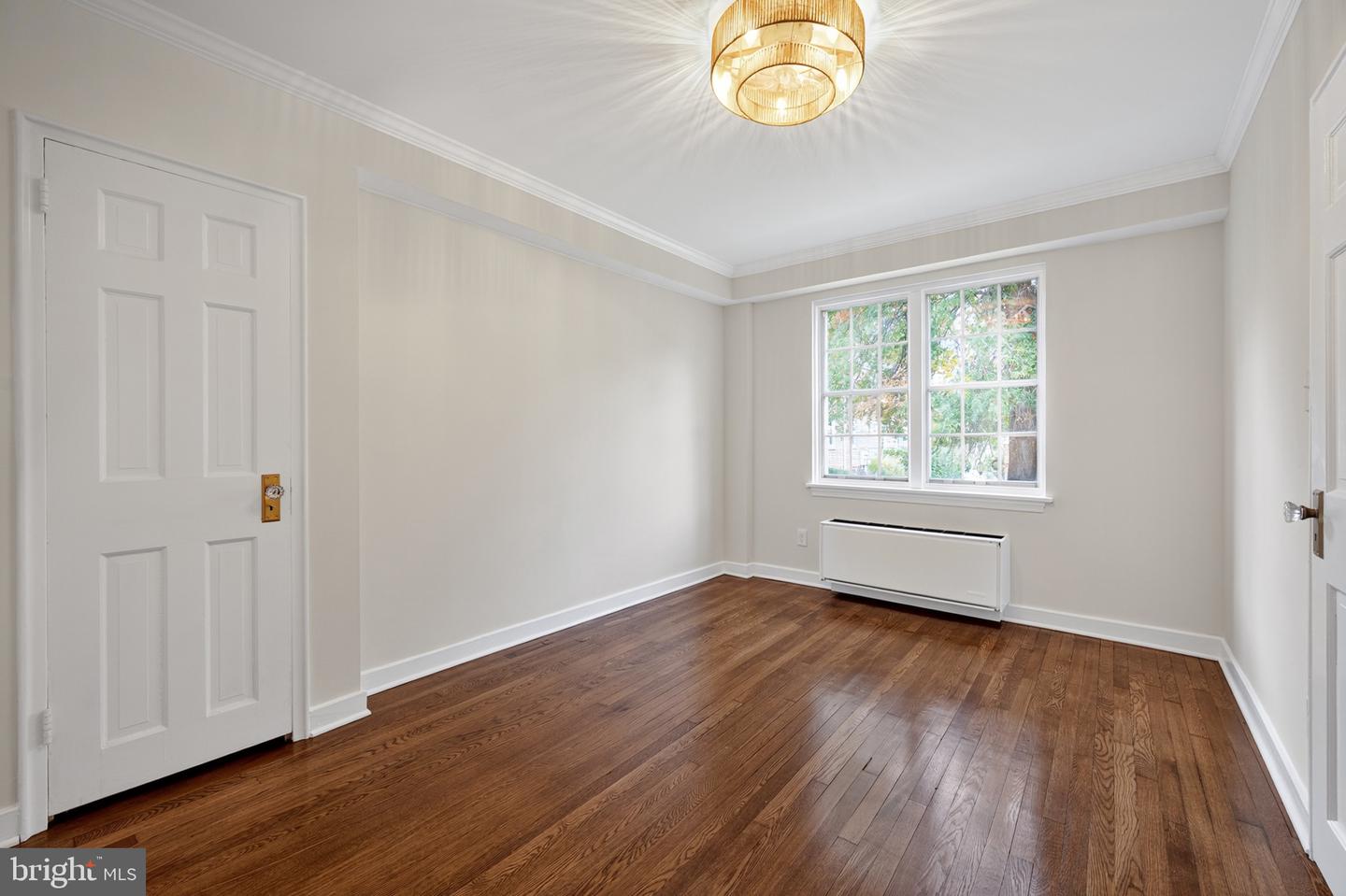 13 AUBURN CT #D, ALEXANDRIA, Virginia 22305, 2 Bedrooms Bedrooms, ,1 BathroomBathrooms,Residential,For sale,13 AUBURN CT #D,VAAX2051278 MLS # VAAX2051278 13 AUBURN CT #D, ALEXANDRIA, Virginia 22305, 2 Bedrooms Bedrooms, ,1 BathroomBathrooms,Residential,For sale,13 AUBURN CT #D,VAAX2051278 MLS # VAAX2051278