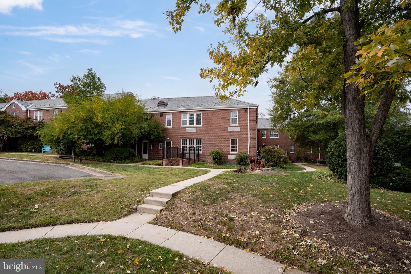 13 AUBURN CT #D, ALEXANDRIA, Virginia 22305, 2 Bedrooms Bedrooms, ,1 BathroomBathrooms,Residential,For sale,13 AUBURN CT #D,VAAX2051278 MLS # VAAX2051278 13 AUBURN CT #D, ALEXANDRIA, Virginia 22305, 2 Bedrooms Bedrooms, ,1 BathroomBathrooms,Residential,For sale,13 AUBURN CT #D,VAAX2051278 MLS # VAAX2051278