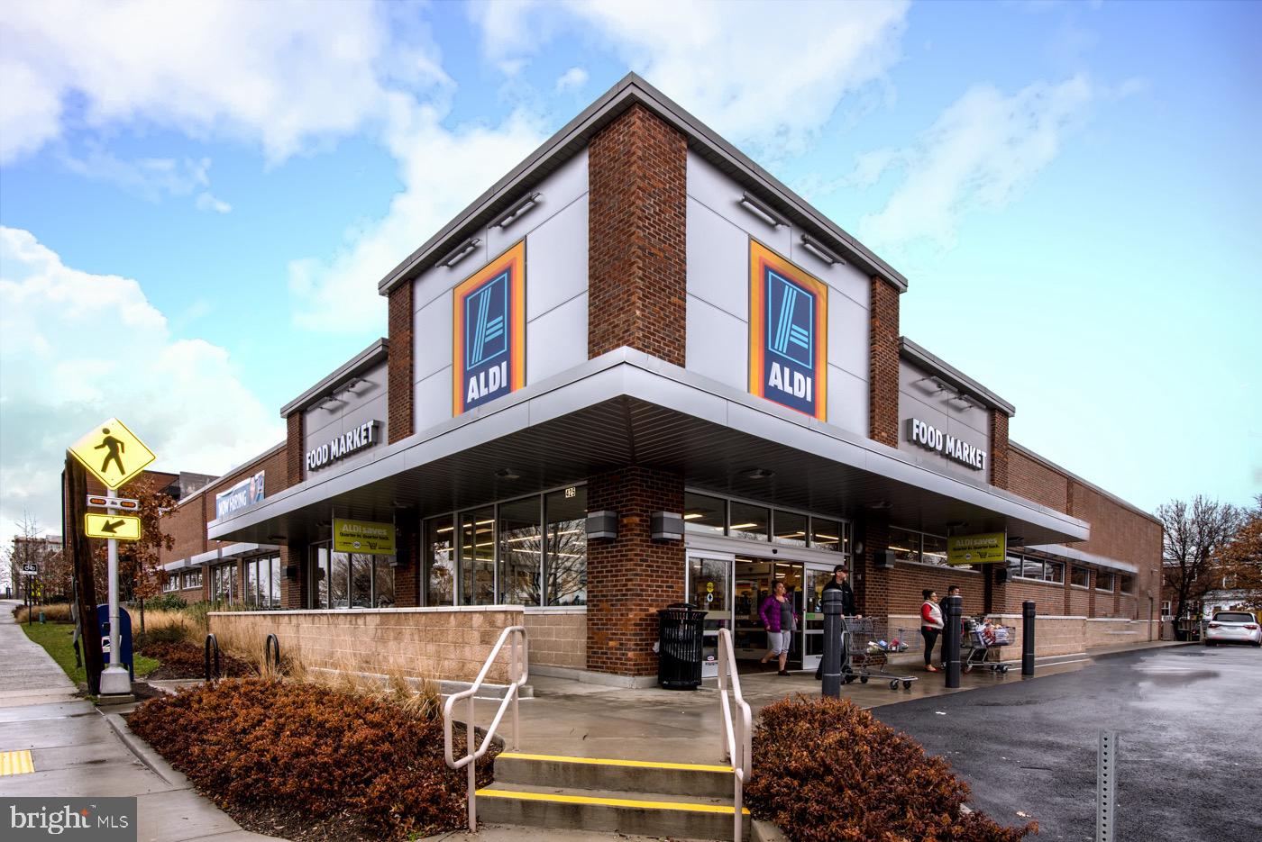 13 AUBURN CT #D, ALEXANDRIA, Virginia 22305, 2 Bedrooms Bedrooms, ,1 BathroomBathrooms,Residential,For sale,13 AUBURN CT #D,VAAX2051278 MLS # VAAX2051278 13 AUBURN CT #D, ALEXANDRIA, Virginia 22305, 2 Bedrooms Bedrooms, ,1 BathroomBathrooms,Residential,For sale,13 AUBURN CT #D,VAAX2051278 MLS # VAAX2051278