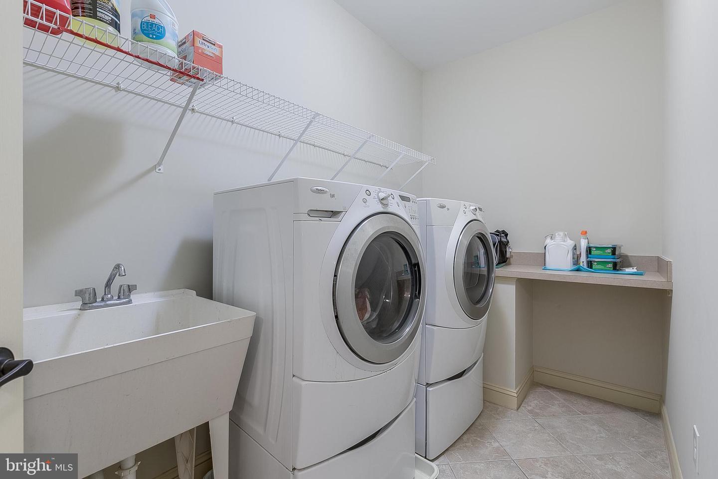 40390 ALDIE SPRINGS DR, ALDIE, Virginia 20105, 5 Bedrooms Bedrooms, ,4 BathroomsBathrooms,Residential,For sale,40390 ALDIE SPRINGS DR,VALO2110058 MLS # VALO2110058