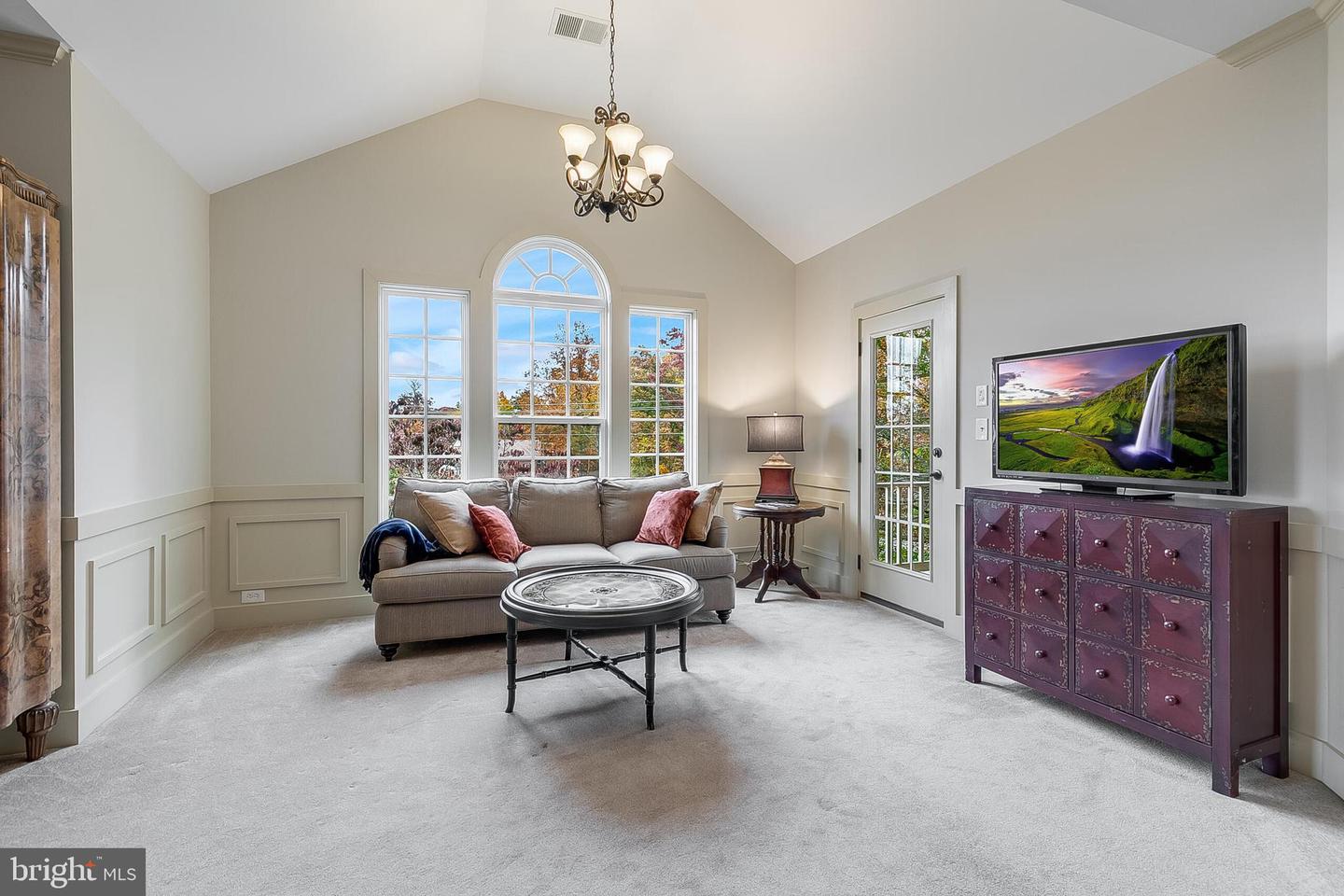 40390 ALDIE SPRINGS DR, ALDIE, Virginia 20105, 5 Bedrooms Bedrooms, ,4 BathroomsBathrooms,Residential,For sale,40390 ALDIE SPRINGS DR,VALO2110058 MLS # VALO2110058