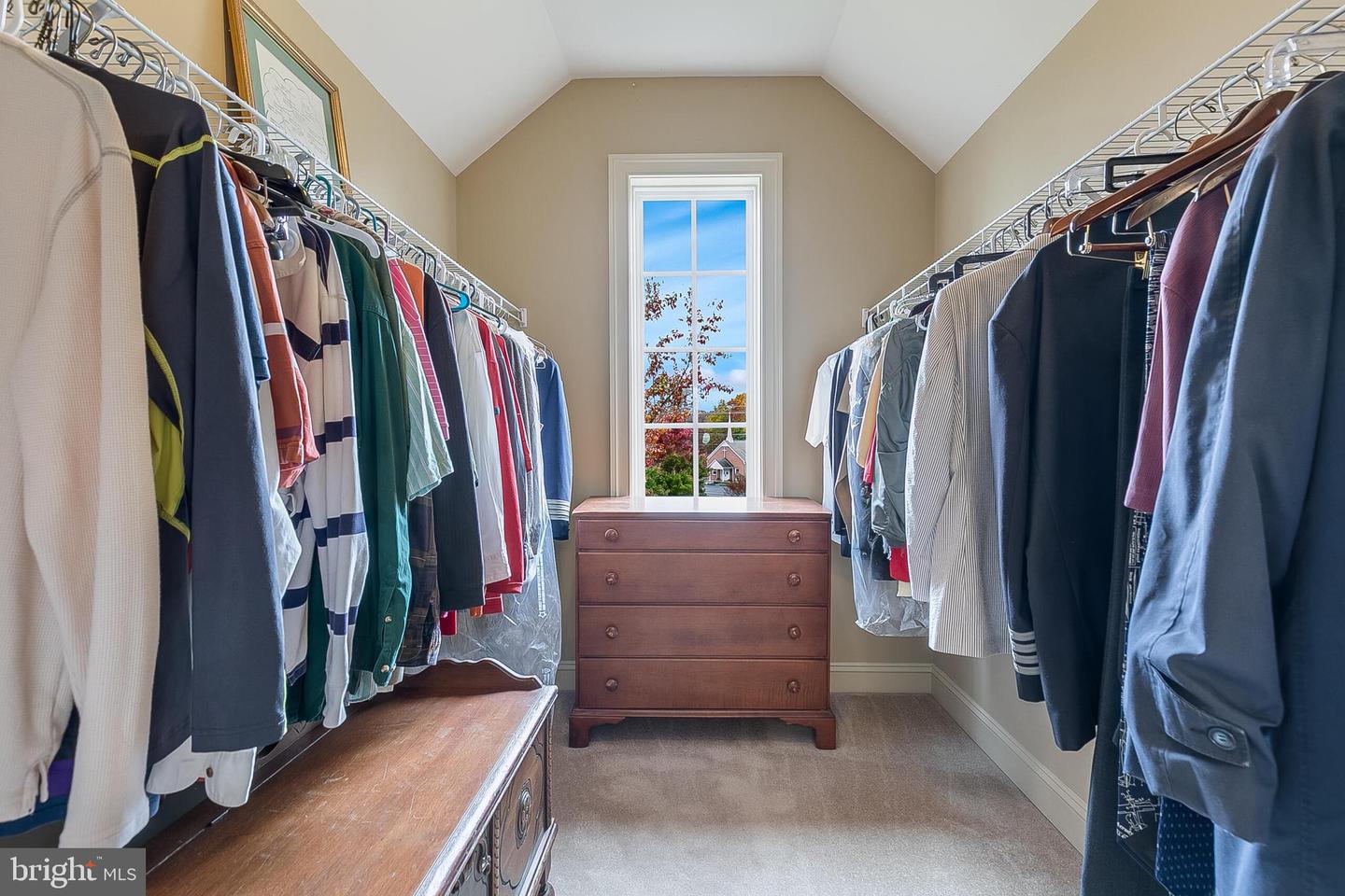 40390 ALDIE SPRINGS DR, ALDIE, Virginia 20105, 5 Bedrooms Bedrooms, ,4 BathroomsBathrooms,Residential,For sale,40390 ALDIE SPRINGS DR,VALO2110058 MLS # VALO2110058