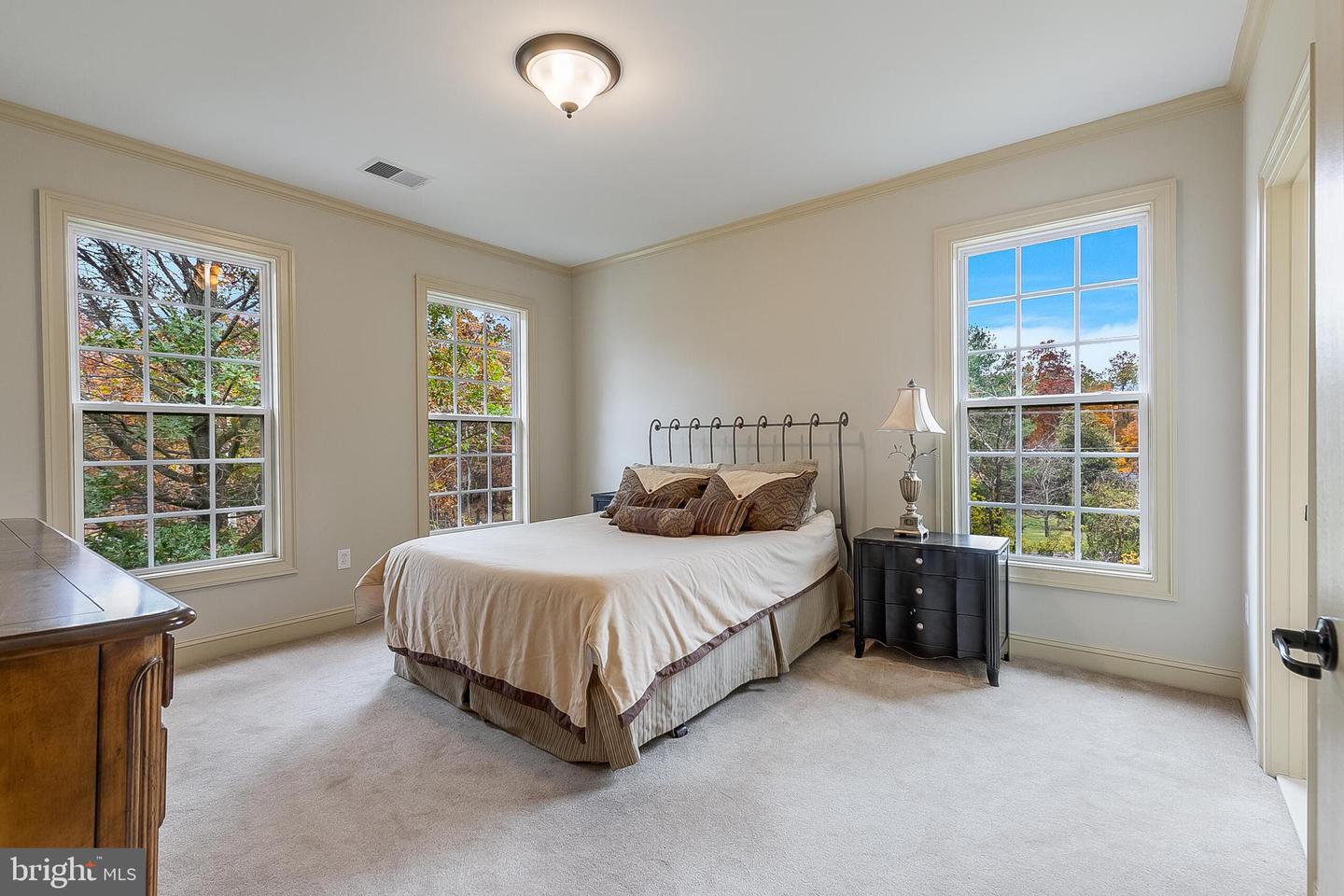 40390 ALDIE SPRINGS DR, ALDIE, Virginia 20105, 5 Bedrooms Bedrooms, ,4 BathroomsBathrooms,Residential,For sale,40390 ALDIE SPRINGS DR,VALO2110058 MLS # VALO2110058