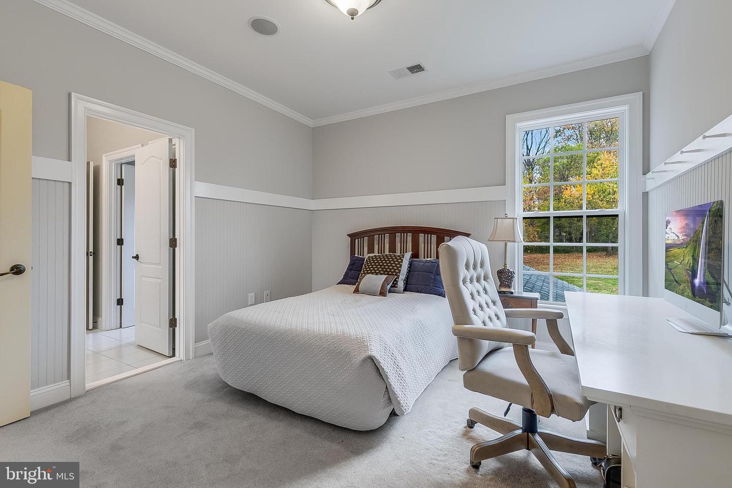 40390 ALDIE SPRINGS DR, ALDIE, Virginia 20105, 5 Bedrooms Bedrooms, ,4 BathroomsBathrooms,Residential,For sale,40390 ALDIE SPRINGS DR,VALO2110058 MLS # VALO2110058