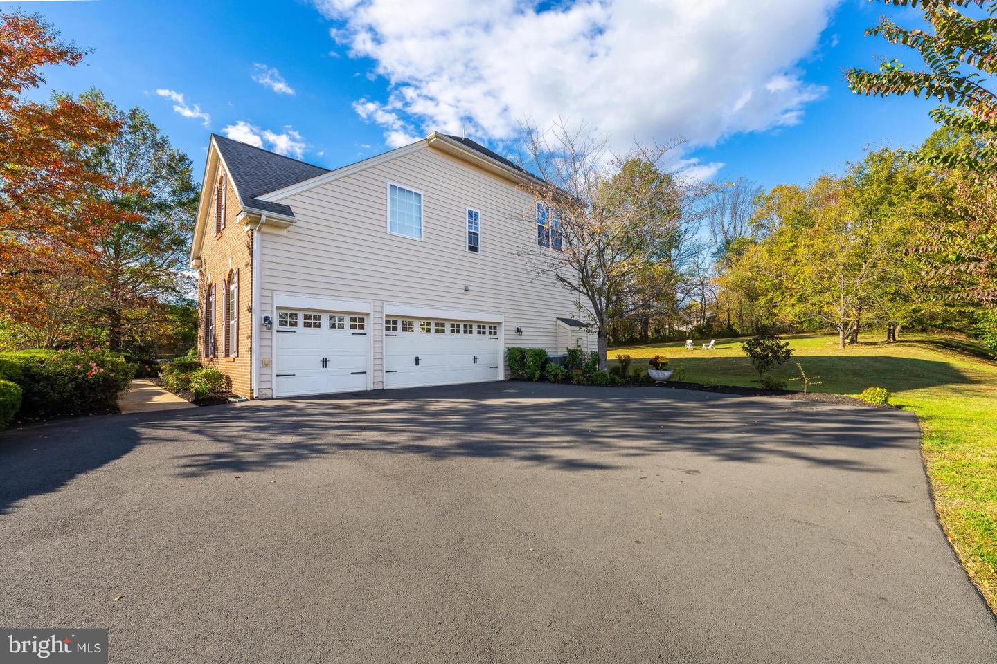 40390 ALDIE SPRINGS DR, ALDIE, Virginia 20105, 5 Bedrooms Bedrooms, ,4 BathroomsBathrooms,Residential,For sale,40390 ALDIE SPRINGS DR,VALO2110058 MLS # VALO2110058