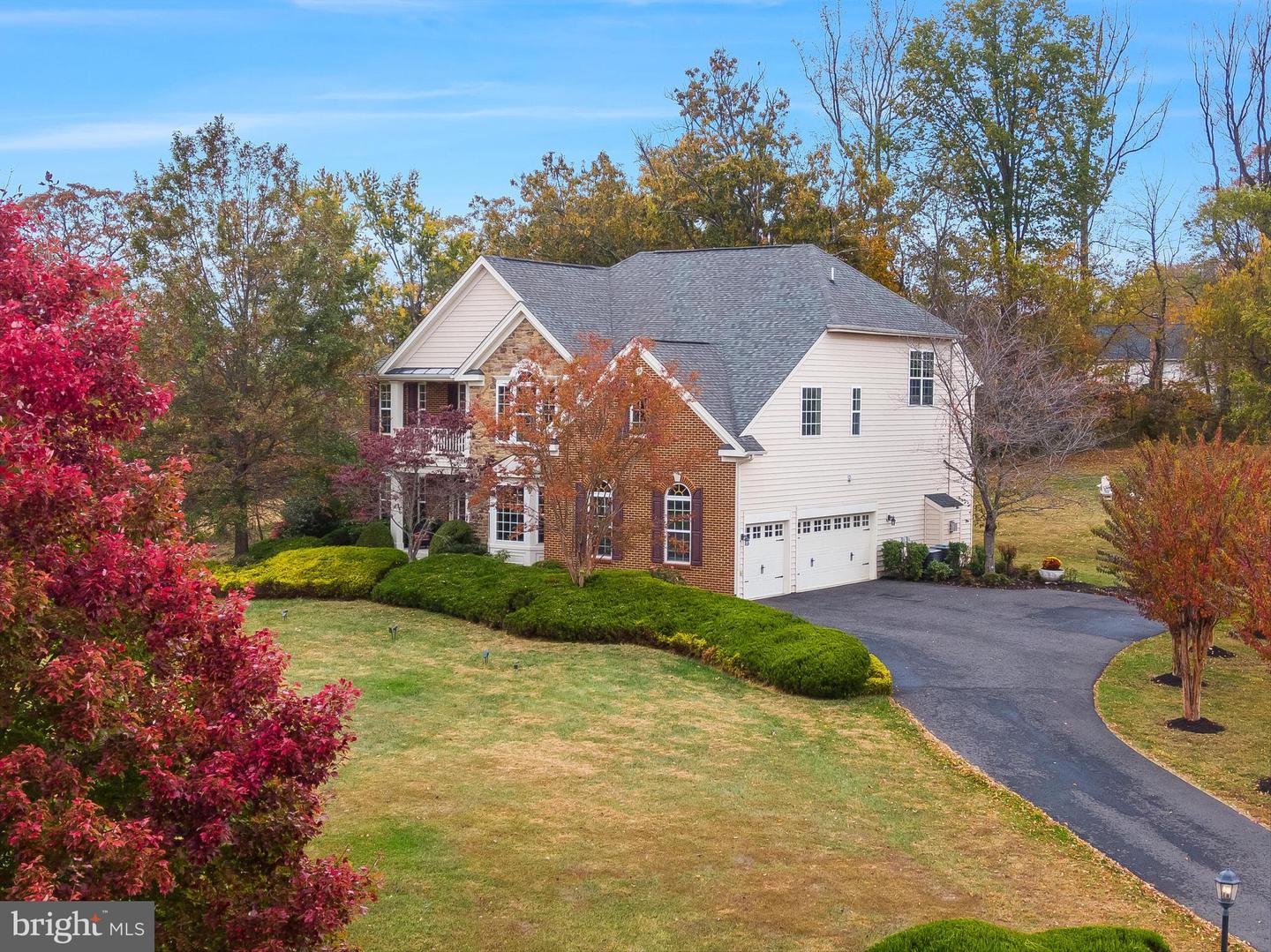 40390 ALDIE SPRINGS DR, ALDIE, Virginia 20105, 5 Bedrooms Bedrooms, ,4 BathroomsBathrooms,Residential,For sale,40390 ALDIE SPRINGS DR,VALO2110058 MLS # VALO2110058