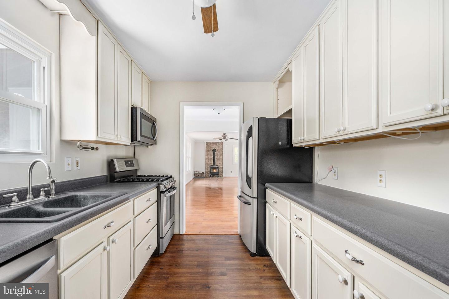 7004 ASPEN LN, SPOTSYLVANIA, Virginia 22551, 4 Bedrooms Bedrooms, ,3 BathroomsBathrooms,Residential,For sale,7004 ASPEN LN,VASP2037328 MLS # VASP2037328 7004 ASPEN LN, SPOTSYLVANIA, Virginia 22551, 4 Bedrooms Bedrooms, ,3 BathroomsBathrooms,Residential,For sale,7004 ASPEN LN,VASP2037328 MLS # VASP2037328