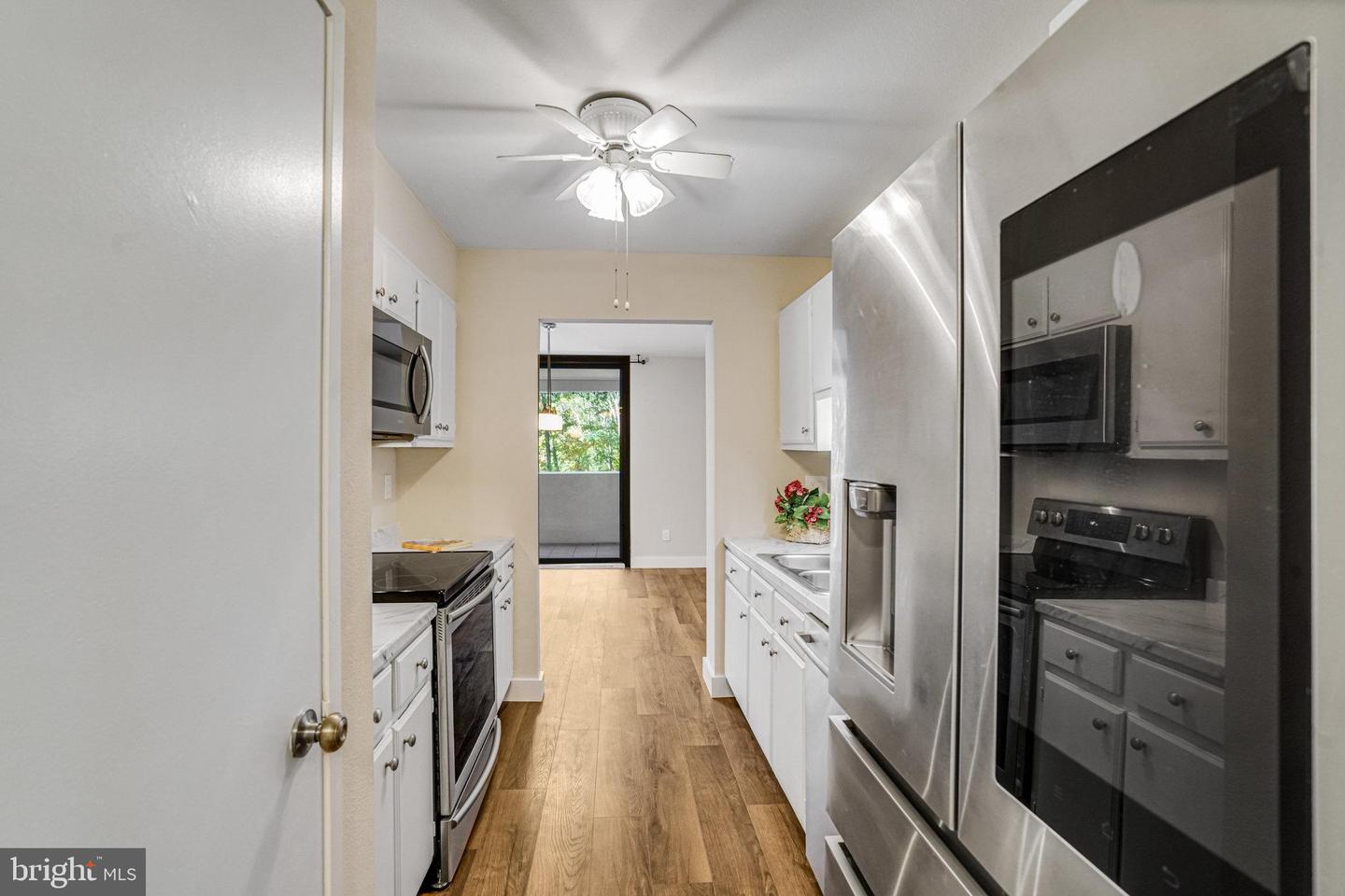 6101 EDSALL RD #312, ALEXANDRIA, Virginia 22304, 2 Bedrooms Bedrooms, ,2 BathroomsBathrooms,Residential,For sale,6101 EDSALL RD #312,VAAX2051348 MLS # VAAX2051348 6101 EDSALL RD #312, ALEXANDRIA, Virginia 22304, 2 Bedrooms Bedrooms, ,2 BathroomsBathrooms,Residential,For sale,6101 EDSALL RD #312,VAAX2051348 MLS # VAAX2051348