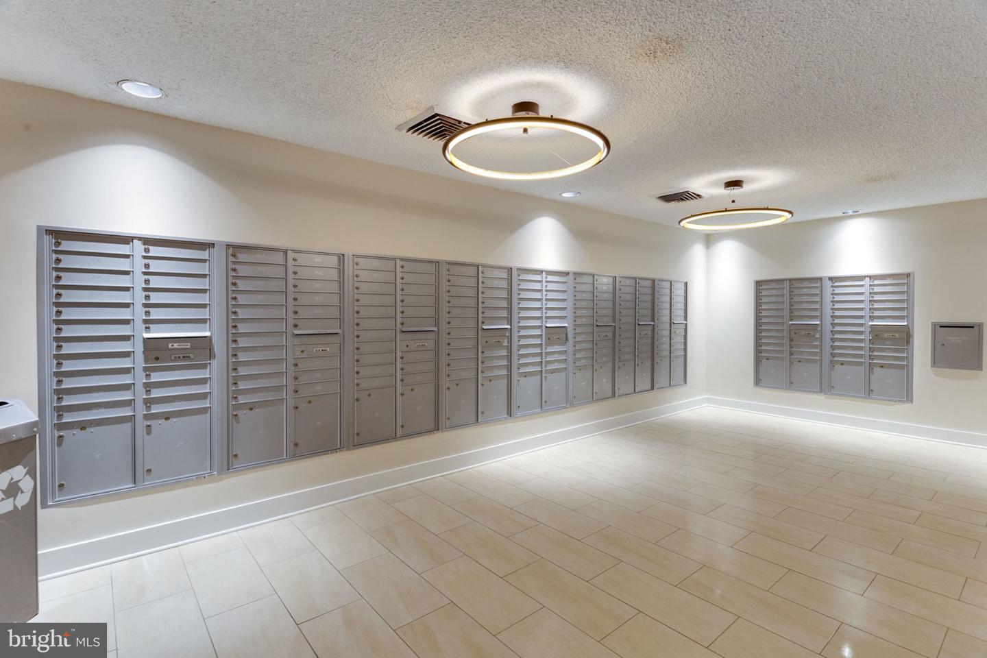 6101 EDSALL RD #312, ALEXANDRIA, Virginia 22304, 2 Bedrooms Bedrooms, ,2 BathroomsBathrooms,Residential,For sale,6101 EDSALL RD #312,VAAX2051348 MLS # VAAX2051348 6101 EDSALL RD #312, ALEXANDRIA, Virginia 22304, 2 Bedrooms Bedrooms, ,2 BathroomsBathrooms,Residential,For sale,6101 EDSALL RD #312,VAAX2051348 MLS # VAAX2051348