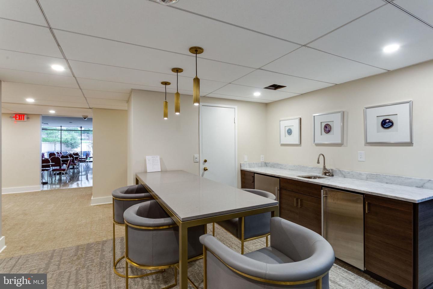 6101 EDSALL RD #312, ALEXANDRIA, Virginia 22304, 2 Bedrooms Bedrooms, ,2 BathroomsBathrooms,Residential,For sale,6101 EDSALL RD #312,VAAX2051348 MLS # VAAX2051348 6101 EDSALL RD #312, ALEXANDRIA, Virginia 22304, 2 Bedrooms Bedrooms, ,2 BathroomsBathrooms,Residential,For sale,6101 EDSALL RD #312,VAAX2051348 MLS # VAAX2051348