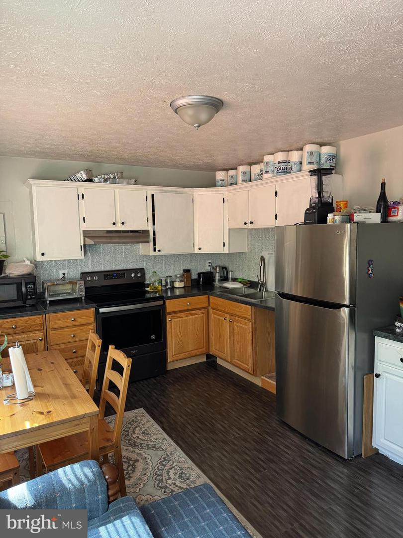 129 WOODRIDGE CT, STEPHENS CITY, Virginia 22655, 2 Bedrooms Bedrooms, ,1 BathroomBathrooms,Residential,For sale,129 WOODRIDGE CT,VAFV2037796 MLS # VAFV2037796 129 WOODRIDGE CT, STEPHENS CITY, Virginia 22655, 2 Bedrooms Bedrooms, ,1 BathroomBathrooms,Residential,For sale,129 WOODRIDGE CT,VAFV2037796 MLS # VAFV2037796