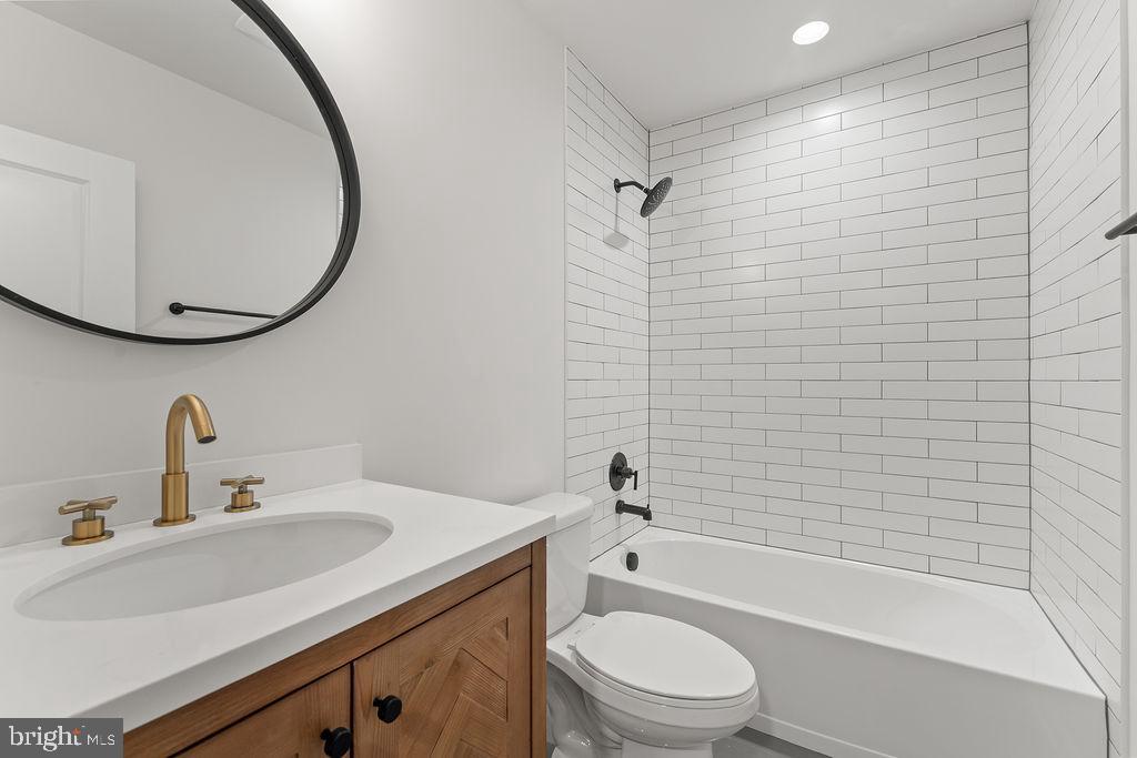 29727 NEW HAMPSHIRE RD, RHOADESVILLE, Virginia 22542, 5 Bedrooms Bedrooms, ,3 BathroomsBathrooms,Residential,For sale,29727 NEW HAMPSHIRE RD,VAOR2012718 MLS # VAOR2012718 29727 NEW HAMPSHIRE RD, RHOADESVILLE, Virginia 22542, 5 Bedrooms Bedrooms, ,3 BathroomsBathrooms,Residential,For sale,29727 NEW HAMPSHIRE RD,VAOR2012718 MLS # VAOR2012718