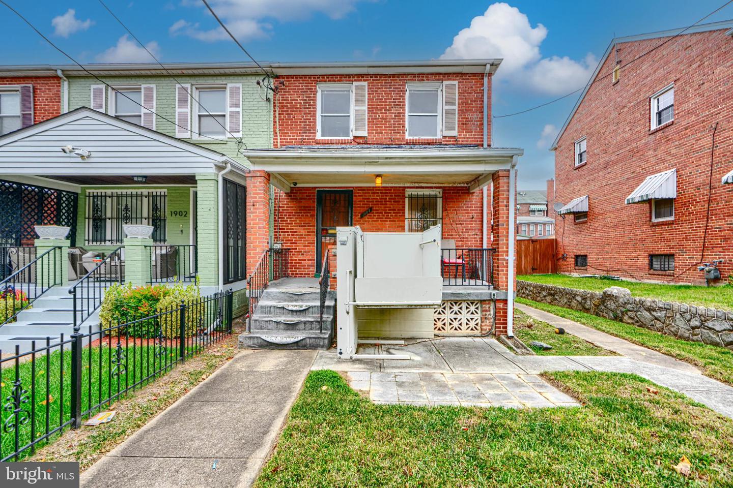 1904 U PL SE, WASHINGTON, District Of Columbia 20020, 3 Bedrooms Bedrooms, ,1 BathroomBathrooms,Residential,For sale,1904 U PL SE,DCDC2230014 MLS # DCDC2230014 1904 U PL SE, WASHINGTON, District Of Columbia 20020, 3 Bedrooms Bedrooms, ,1 BathroomBathrooms,Residential,For sale,1904 U PL SE,DCDC2230014 MLS # DCDC2230014