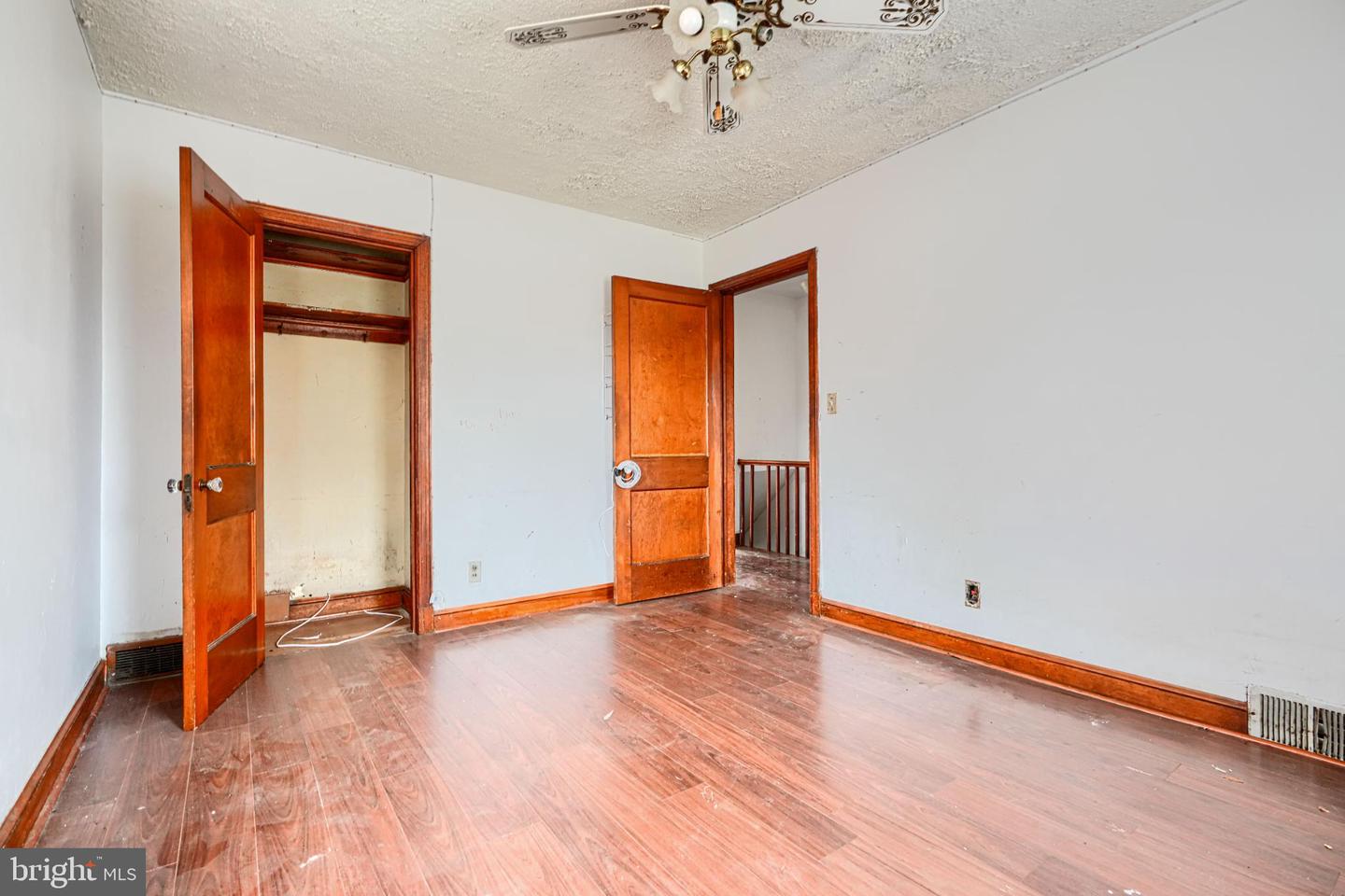 1904 U PL SE, WASHINGTON, District Of Columbia 20020, 3 Bedrooms Bedrooms, ,1 BathroomBathrooms,Residential,For sale,1904 U PL SE,DCDC2230014 MLS # DCDC2230014 1904 U PL SE, WASHINGTON, District Of Columbia 20020, 3 Bedrooms Bedrooms, ,1 BathroomBathrooms,Residential,For sale,1904 U PL SE,DCDC2230014 MLS # DCDC2230014