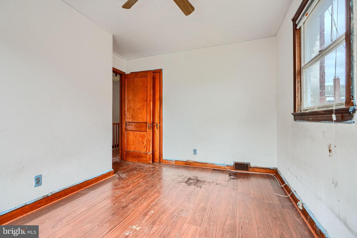 1904 U PL SE, WASHINGTON, District Of Columbia 20020, 3 Bedrooms Bedrooms, ,1 BathroomBathrooms,Residential,For sale,1904 U PL SE,DCDC2230014 MLS # DCDC2230014 1904 U PL SE, WASHINGTON, District Of Columbia 20020, 3 Bedrooms Bedrooms, ,1 BathroomBathrooms,Residential,For sale,1904 U PL SE,DCDC2230014 MLS # DCDC2230014