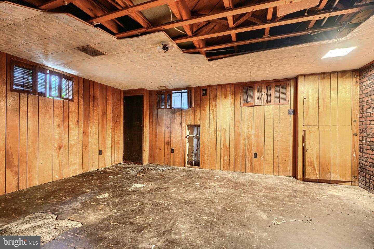 1904 U PL SE, WASHINGTON, District Of Columbia 20020, 3 Bedrooms Bedrooms, ,1 BathroomBathrooms,Residential,For sale,1904 U PL SE,DCDC2230014 MLS # DCDC2230014 1904 U PL SE, WASHINGTON, District Of Columbia 20020, 3 Bedrooms Bedrooms, ,1 BathroomBathrooms,Residential,For sale,1904 U PL SE,DCDC2230014 MLS # DCDC2230014