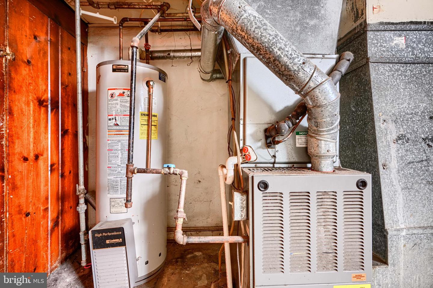 1904 U PL SE, WASHINGTON, District Of Columbia 20020, 3 Bedrooms Bedrooms, ,1 BathroomBathrooms,Residential,For sale,1904 U PL SE,DCDC2230014 MLS # DCDC2230014 1904 U PL SE, WASHINGTON, District Of Columbia 20020, 3 Bedrooms Bedrooms, ,1 BathroomBathrooms,Residential,For sale,1904 U PL SE,DCDC2230014 MLS # DCDC2230014