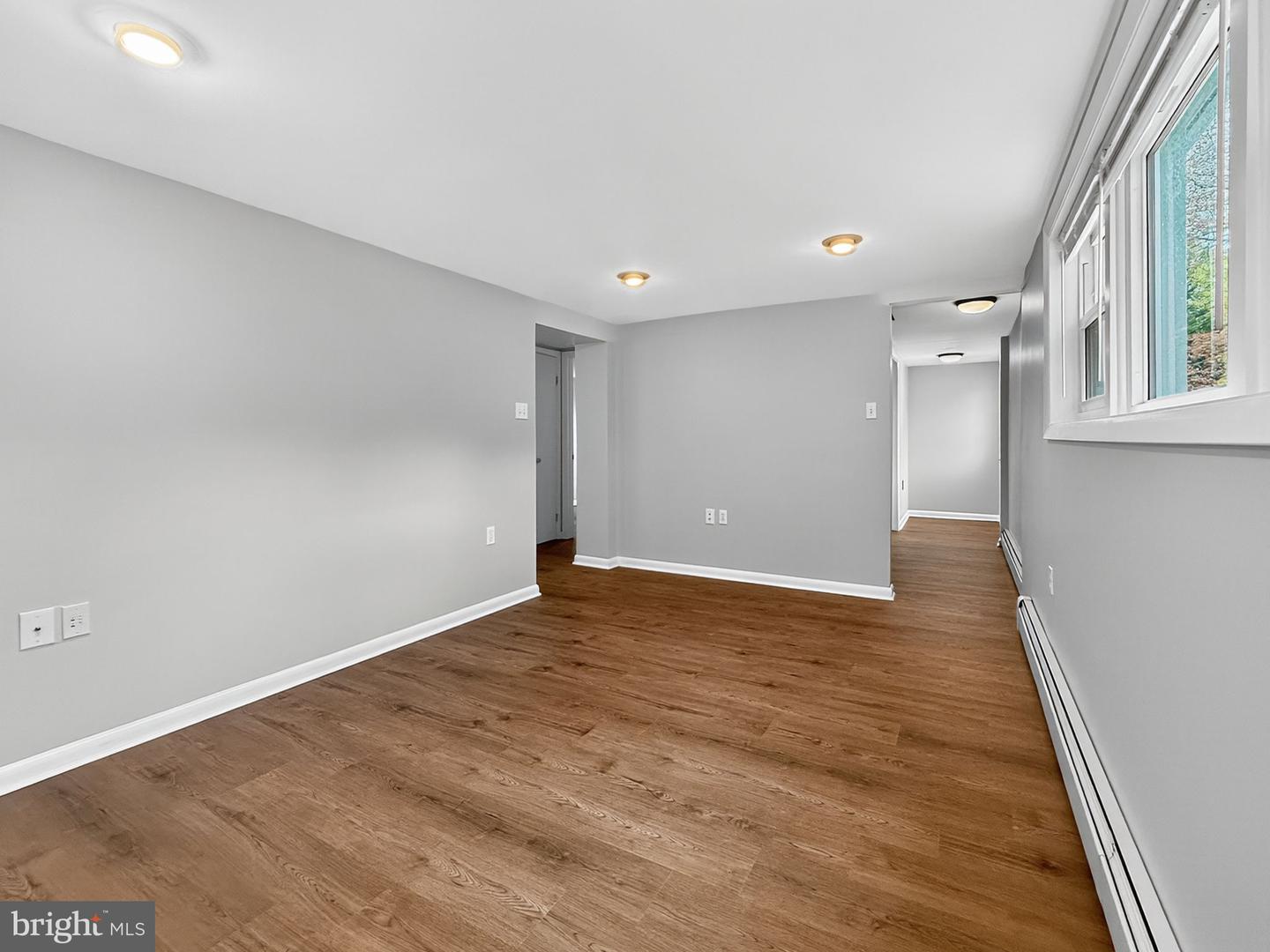 13430 GREENACRE DR, WOODBRIDGE, Virginia 22191, 4 Bedrooms Bedrooms, ,2 BathroomsBathrooms,Residential,For sale,13430 GREENACRE DR,VAPW2107134 MLS # VAPW2107134