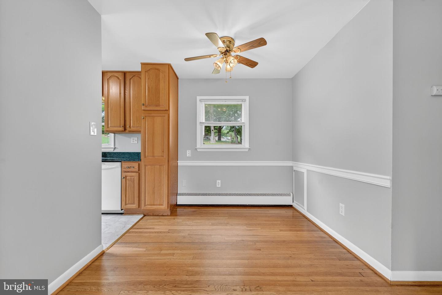 13430 GREENACRE DR, WOODBRIDGE, Virginia 22191, 4 Bedrooms Bedrooms, ,2 BathroomsBathrooms,Residential,For sale,13430 GREENACRE DR,VAPW2107134 MLS # VAPW2107134