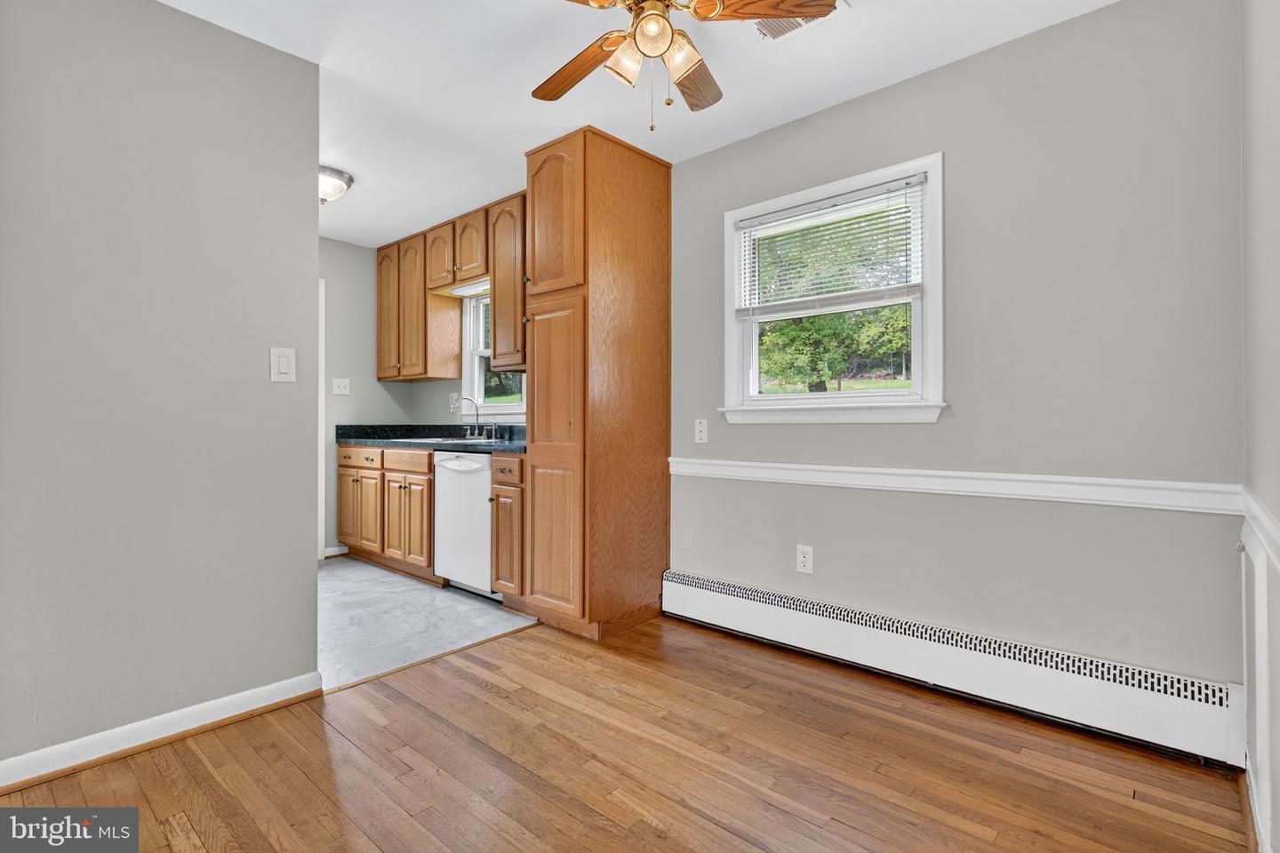 13430 GREENACRE DR, WOODBRIDGE, Virginia 22191, 4 Bedrooms Bedrooms, ,2 BathroomsBathrooms,Residential,For sale,13430 GREENACRE DR,VAPW2107134 MLS # VAPW2107134