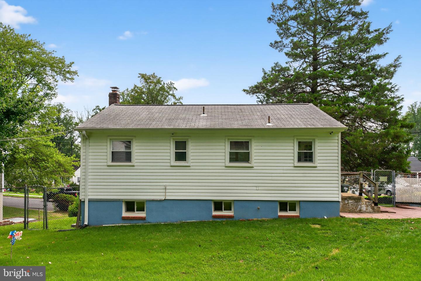 13430 GREENACRE DR, WOODBRIDGE, Virginia 22191, 4 Bedrooms Bedrooms, ,2 BathroomsBathrooms,Residential,For sale,13430 GREENACRE DR,VAPW2107134 MLS # VAPW2107134