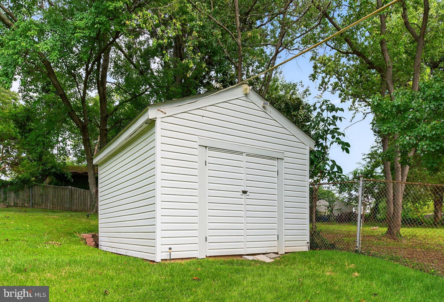 13430 GREENACRE DR, WOODBRIDGE, Virginia 22191, 4 Bedrooms Bedrooms, ,2 BathroomsBathrooms,Residential,For sale,13430 GREENACRE DR,VAPW2107134 MLS # VAPW2107134