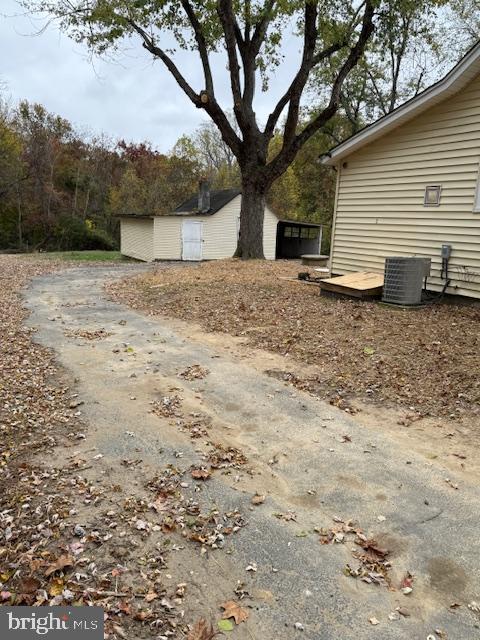 37 FERRY RD, FREDERICKSBURG, Virginia 22405, 2 Bedrooms Bedrooms, ,2 BathroomsBathrooms,Residential,For sale,37 FERRY RD,VAST2043976 MLS # VAST2043976