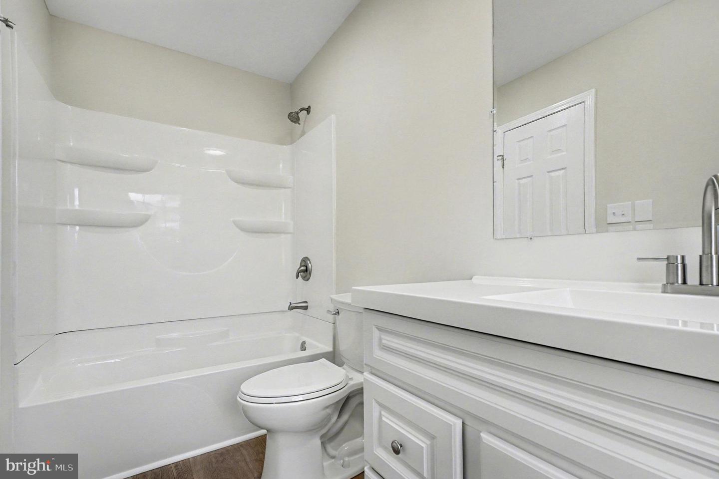 811 COLLEGE AVE, FREDERICKSBURG, Virginia 22401, 3 Bedrooms Bedrooms, 11 Rooms Rooms,3 BathroomsBathrooms,Residential,For sale,811 COLLEGE AVE,VAFB2009232 MLS # VAFB2009232