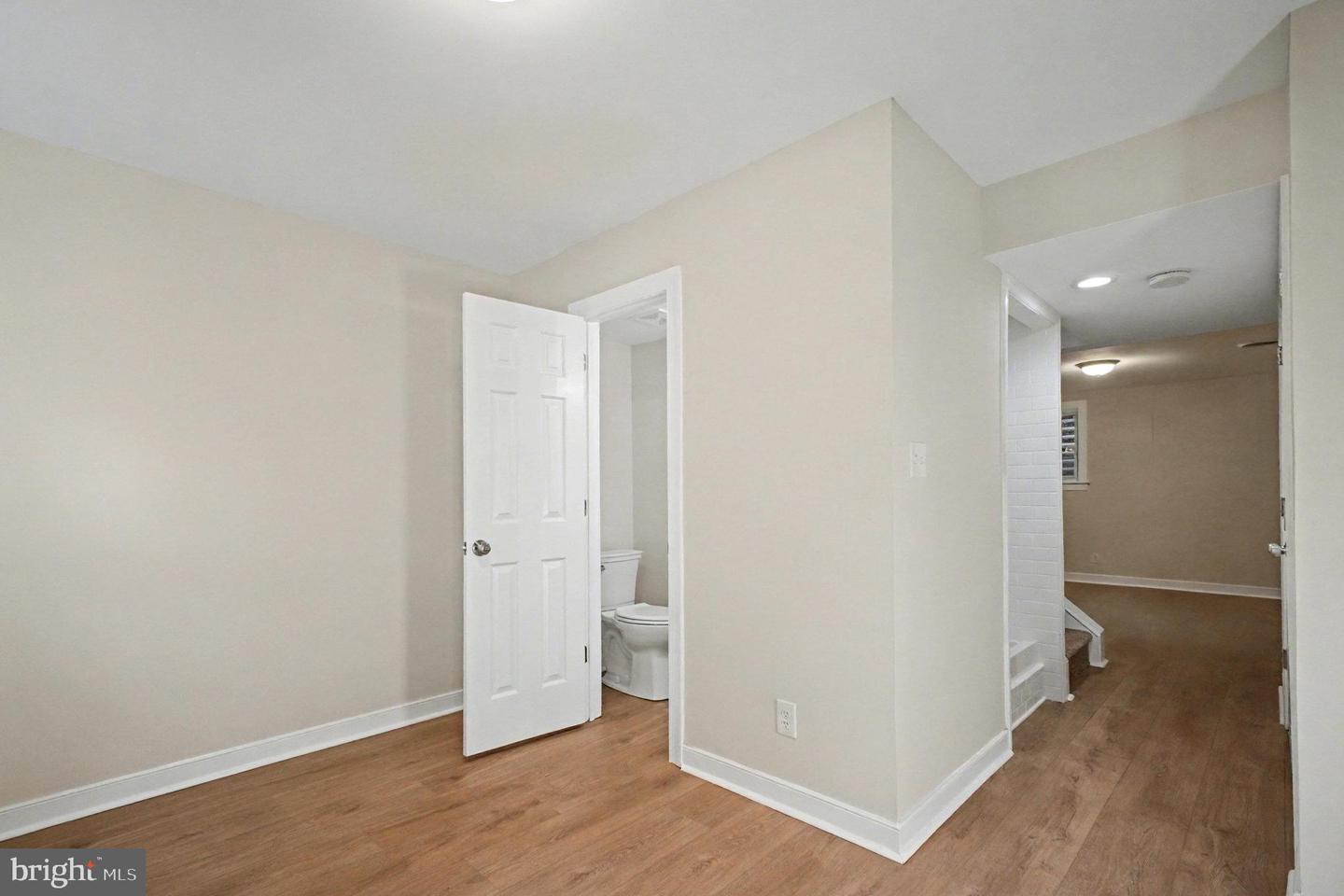 811 COLLEGE AVE, FREDERICKSBURG, Virginia 22401, 3 Bedrooms Bedrooms, 11 Rooms Rooms,3 BathroomsBathrooms,Residential,For sale,811 COLLEGE AVE,VAFB2009232 MLS # VAFB2009232