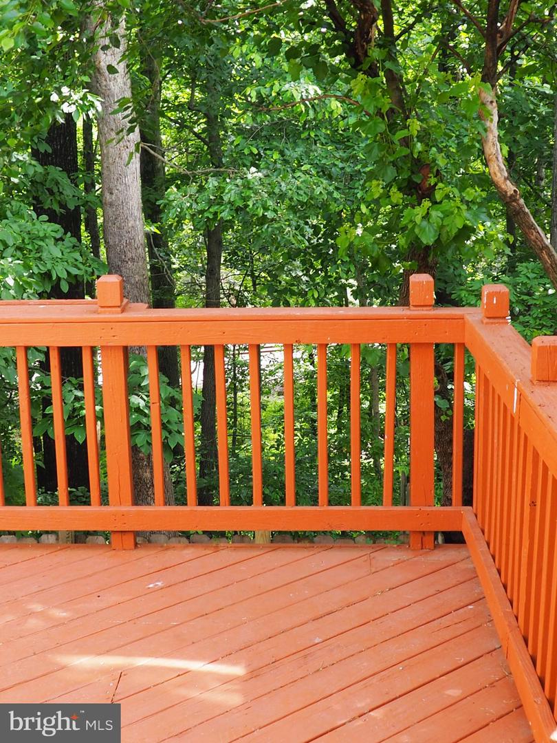 5711 CROWNLEIGH CT, BURKE, Virginia 22015, 3 Bedrooms Bedrooms, ,2 BathroomsBathrooms,Residential,For sale,5711 CROWNLEIGH CT,VAFX2277332 MLS # VAFX2277332