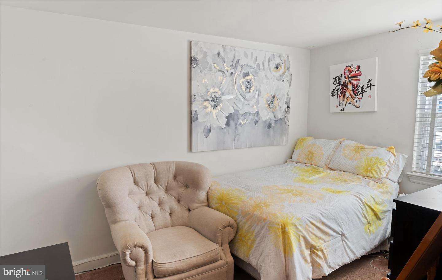 432 19TH ST NE, WASHINGTON, District Of Columbia 20002, 2 Bedrooms Bedrooms, ,1 BathroomBathrooms,Residential,For sale,432 19TH ST NE,DCDC2230050 MLS # DCDC2230050