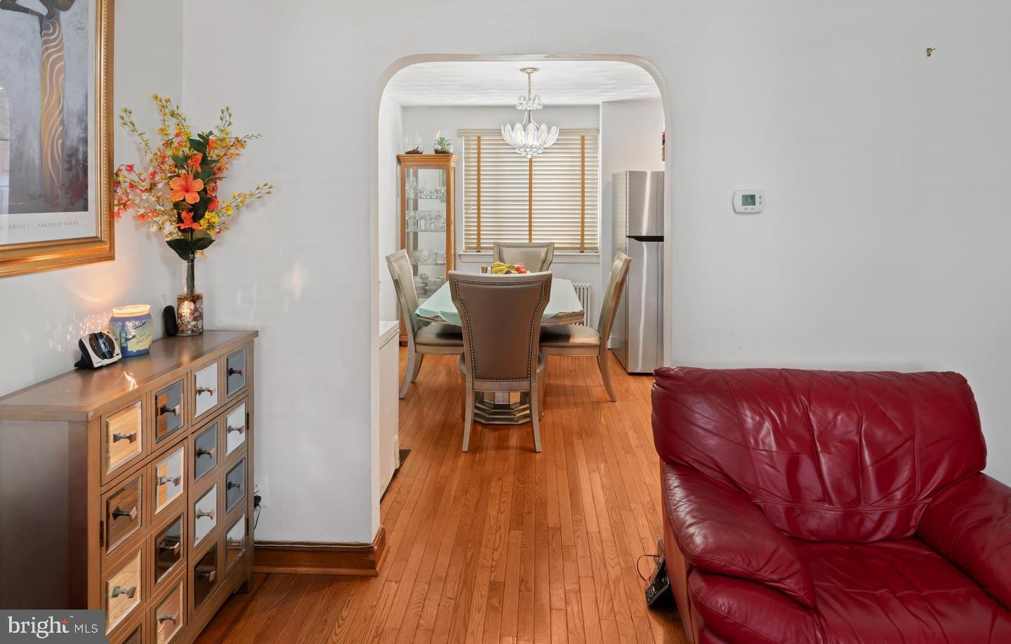 432 19TH ST NE, WASHINGTON, District Of Columbia 20002, 2 Bedrooms Bedrooms, ,1 BathroomBathrooms,Residential,For sale,432 19TH ST NE,DCDC2230050 MLS # DCDC2230050