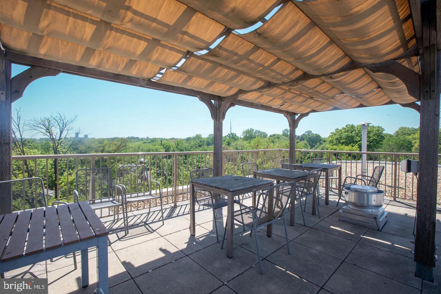 4600 CONNECTICUT AVE NW #211, WASHINGTON, District Of Columbia 20008, 1 Bedroom Bedrooms, ,1 BathroomBathrooms,Residential,For sale,4600 CONNECTICUT AVE NW #211,DCDC2230066 MLS # DCDC2230066 4600 CONNECTICUT AVE NW #211, WASHINGTON, District Of Columbia 20008, 1 Bedroom Bedrooms, ,1 BathroomBathrooms,Residential,For sale,4600 CONNECTICUT AVE NW #211,DCDC2230066 MLS # DCDC2230066