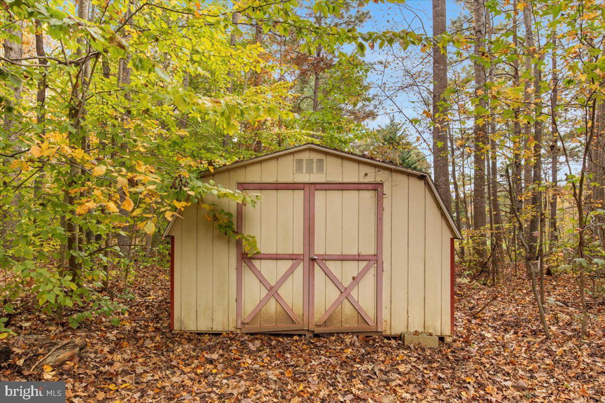 17595 CIRCUIT RIDER DR, BEAVERDAM, Virginia 23015, 4 Bedrooms Bedrooms, ,2 BathroomsBathrooms,Residential,For sale,17595 CIRCUIT RIDER DR,VAHA2001098 MLS # VAHA2001098