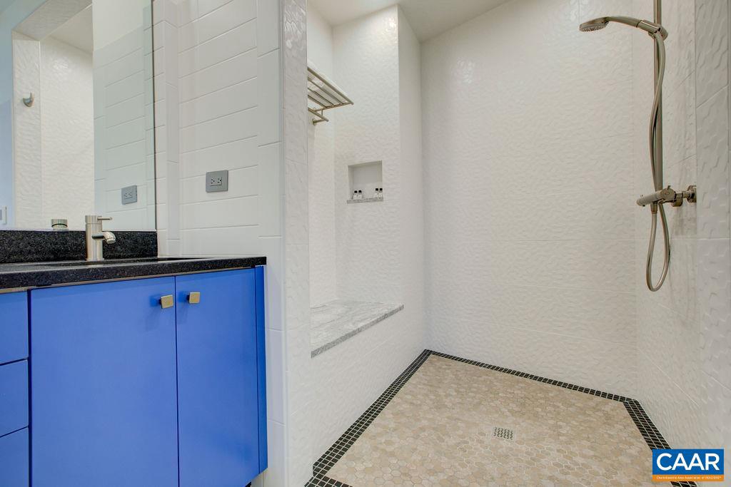 550 WATER ST #201, CHARLOTTESVILLE, Virginia 22902, 3 Bedrooms Bedrooms, ,3 BathroomsBathrooms,Residential,For sale,550 WATER ST #201,670654 MLS # 670654